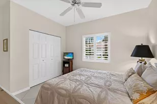 2340 Windjammer Way, West Palm Beach, FL 33411 - Photo 38