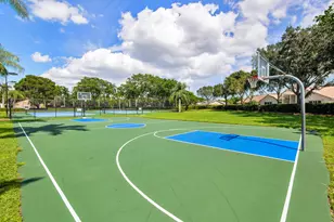 9086 Tremezzo Ln, Boynton Beach, FL 33472 - Photo 32