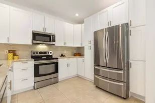 9086 Tremezzo Ln, Boynton Beach, FL 33472 - Photo 4