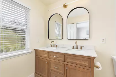 9086 Tremezzo Lane, Boynton Beach, FL 33472 - Photo 14