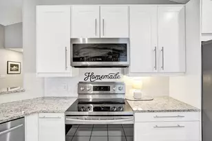 3763 S Lancewood Pl, Delray Beach, FL 33445 - Photo 12