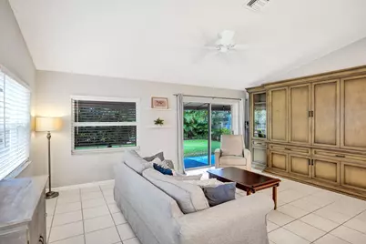3763 S Lancewood Place, Delray Beach, FL 33445 - Photo 10