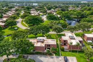 2003 20th Ln, Palm Beach Gardens, FL 33418 - Photo 38