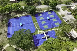2003 20th Ln, Palm Beach Gardens, FL 33418 - Photo 4