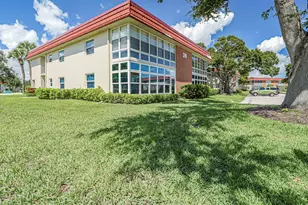 26 Pine Arbor Ln, Vero Beach, FL 32962 - Photo 2