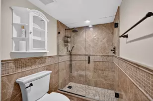5280 N Ocean Dr, Riviera Beach, FL 33404 - Photo 28