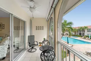 250 NE 20th St, Boca Raton, FL 33431 - Photo 16