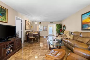 10 Willowbrook Ln, Delray Beach, FL 33446 - Photo 10