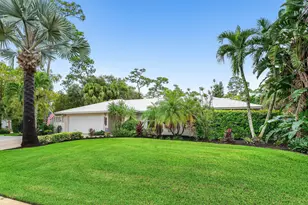 100 St Davids Way, Wellington, FL 33414 - Photo 2