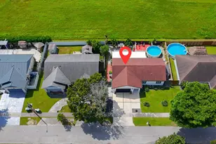 16580 SW 299th Terrace, Homestead, FL 33033 - Photo 2