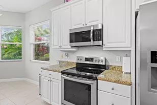7317 Bob O'Link Wy, Port Saint Lucie, FL 34986 - Photo 18