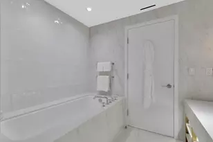 525 N Fort Lauderdale Beach Blvd N, Fort Lauderdale, FL 33304 - Photo 48