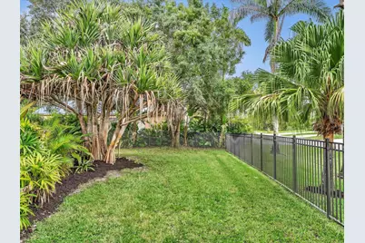 1918 SW Bellevue Avenue, Port Saint Lucie, FL 34953 - Photo 60
