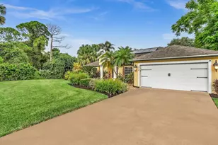 1918 SW Bellevue Ave, Port Saint Lucie, FL 34953 - Photo 4