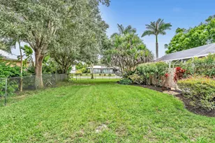 1918 SW Bellevue Ave, Port Saint Lucie, FL 34953 - Photo 58