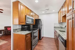 2035 Cornwall B, Boca Raton, FL 33434 - Photo 6