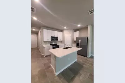 3566 San Bernardino Way, Palm Springs, FL 33461 - Photo 6