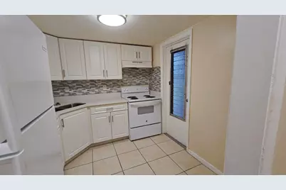 4200 NW 3rd Court #122, Plantation, FL 33317 - Photo 2