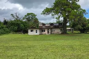 7900 8th St, Vero Beach, FL 32968 - Photo 2