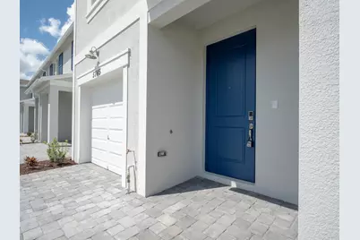 5745 SE Edgewater Circle, Stuart, FL 34997 - Photo 2