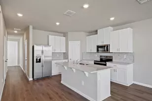 5745 SE Edgewater Cir, Stuart, FL 34997 - Photo 4