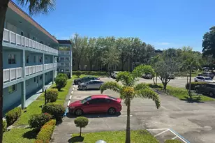606 SW Natura Blvd, Deerfield Beach, FL 33441 - Photo 4