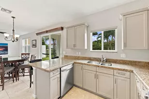 6854 Langdon Wy, Lake Worth, FL 33463 - Photo 6