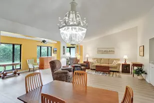 2085 SW 15th Pl, Deerfield Beach, FL 33442 - Photo 14