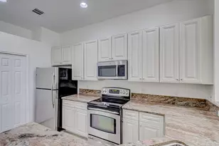 402 Commons Way, Palm Beach Gardens, FL 33418 - Photo 8