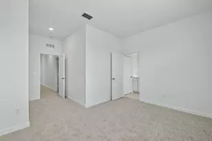311 SE Crossoak Ln, Port Saint Lucie, FL 34984 - Photo 18