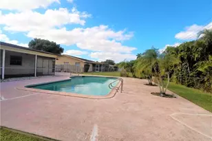 7221 NW 10th Pl, Plantation, FL 33313 - Photo 16