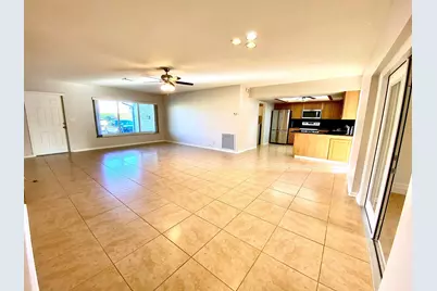 213 NE 9th Avenue, Deerfield Beach, FL 33441 - Photo 4