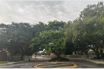 4262 NW 1st Place, Deerfield Beach, FL 33442 - Photo 20