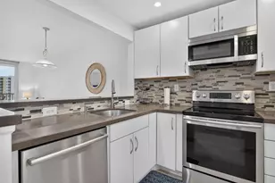 1391 S Ocean Blvd, Pompano Beach, FL 33062 - Photo 10