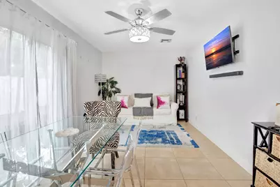 9919 NW 2nd Street, Plantation, FL 33324 - Photo 8