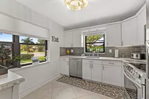 819 NW 25th Ave, Delray Beach, FL 33445 - Photo 12