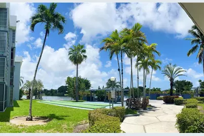 879 NE 195th Street #227, Miami, FL 33179 - Photo 4