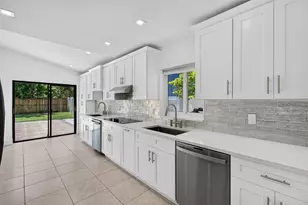 7602 Silver Woods Ct, Boca Raton, FL 33433 - Photo 1