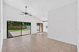 7602 Silver Woods Ct, Boca Raton, FL 33433 - Photo 14