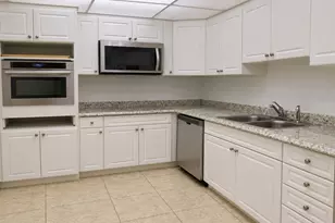 3801 S Ocean Dr, Hollywood, FL 33019 - Photo 1