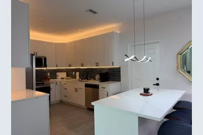 10452 Lake Vista Circle, Boca Raton, FL 33498 - Photo 6