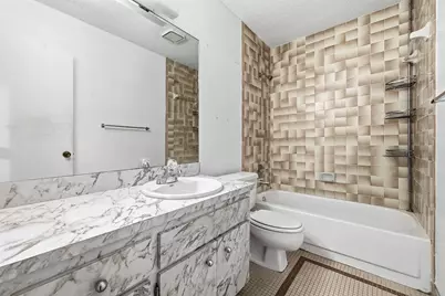 8501 Blue Cypress Drive, Lake Worth, FL 33467 - Photo 10