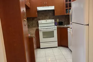 3676 Alder Dr, West Palm Beach, FL 33417 - Photo 6