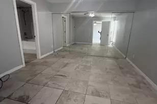645 Executive Center Dr, West Palm Beach, FL 33401 - Photo 8