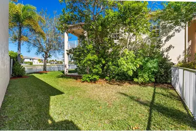 10633 Old Hammock Way, Wellington, FL 33414 - Photo 8