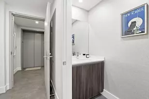 488 NE 18th St, Miami, FL 33132 - Photo 12