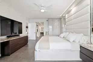 488 NE 18th St, Miami, FL 33132 - Photo 14