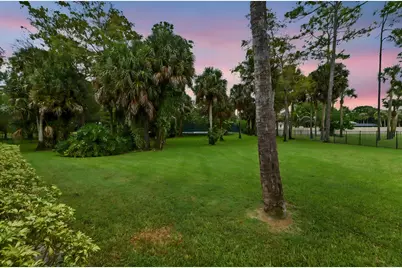 13885 Greentree Trail, Wellington, FL 33414 - Photo 6