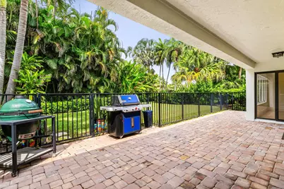 16 Little Pond Road, Manalapan, FL 33462 - Photo 16