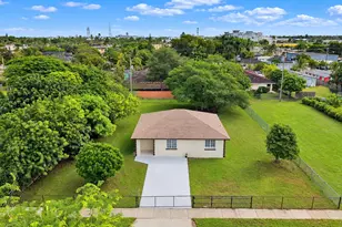 105 NW 5th Ave, Homestead, FL 33030 - Photo 4